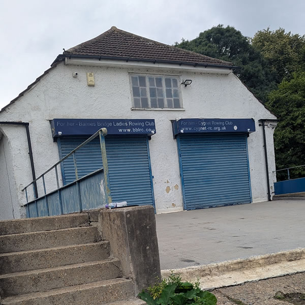 Boat house 