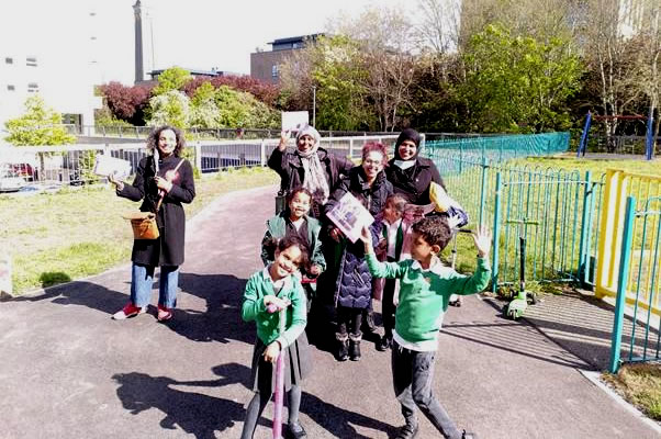 Candice Atterton with Green Dragon School pupils