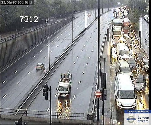 floods closes tunnel Medway underpass A40