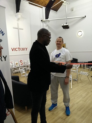 Martin Offiah cuts ribbon for homeless drop-in