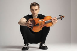 Ealing Symphony Orchestra to Debut Concerto for Electric Violin