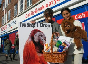 friends of the earth protest outside tesco