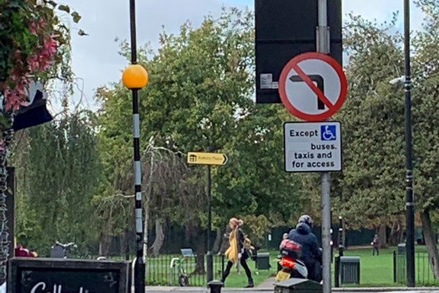 Signage at the now scrapped Turnham Green Terrace restriction