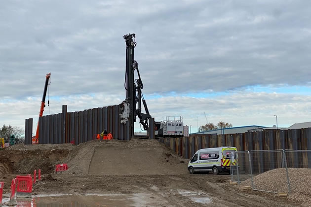 Construction work on the Crossover Box near Victoria Road 